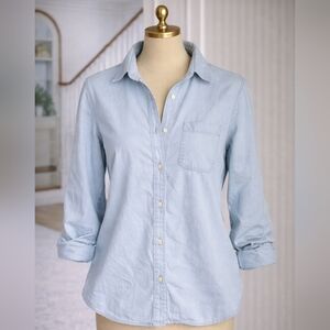 Old Navy Chambray Classic Buttom Dowb Long Sleeve Shirt Medium